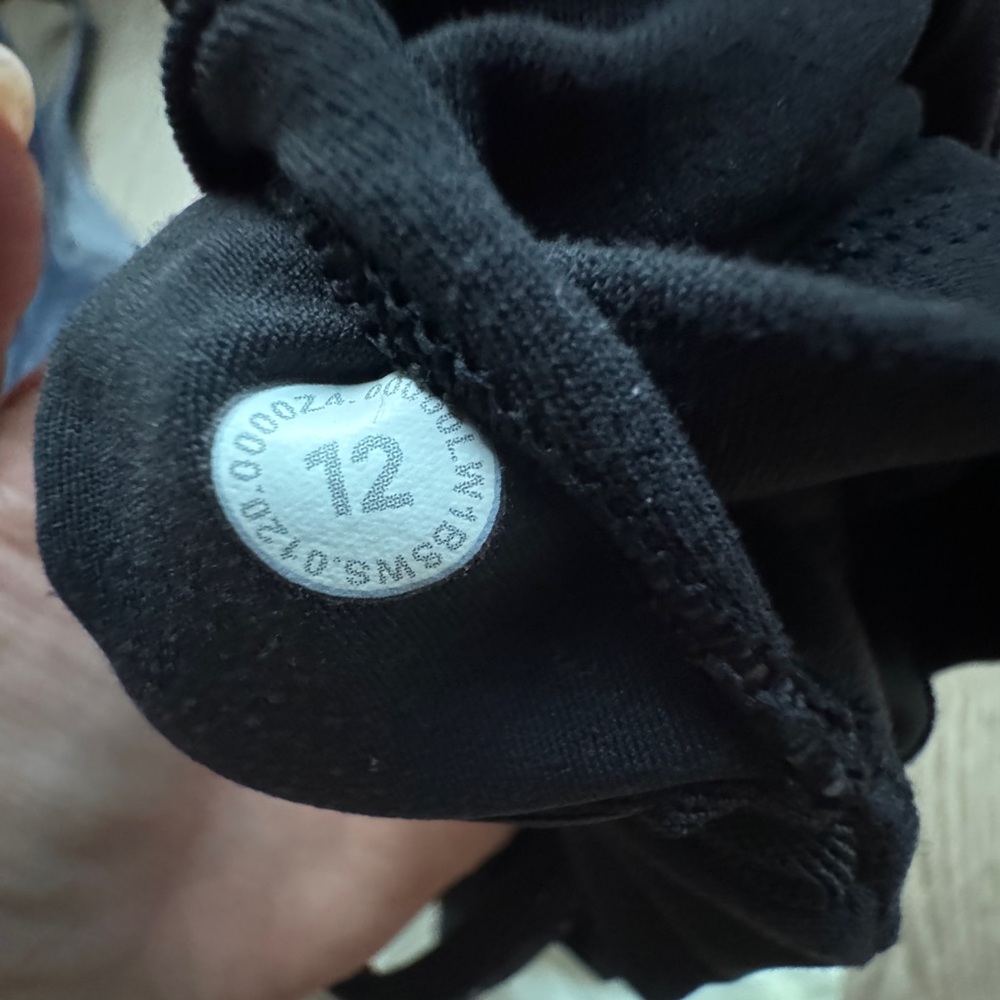 Lululemon align tank bundle - Picture 6 of 6